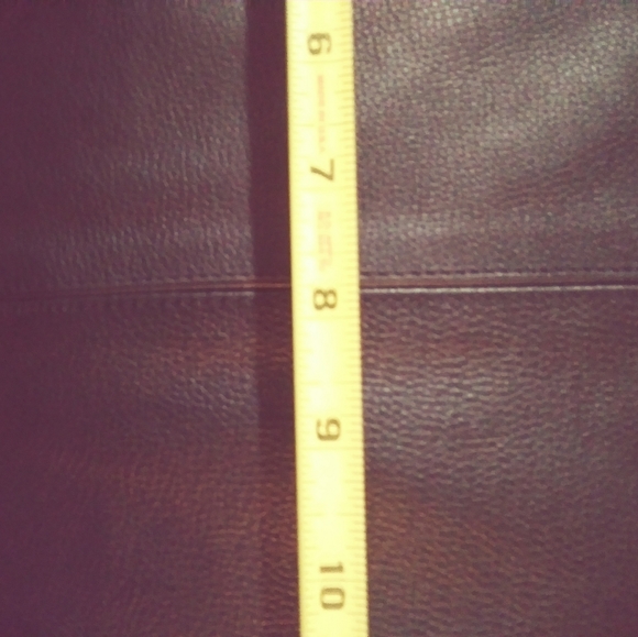 Black Leather Vest - Picture 10 of 11